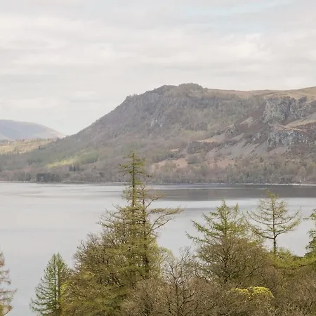 3 Helvellyn Apartment *